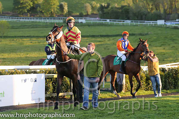 01st Waterville Rock ( 6 , yellow and red chevrons ) and K. Walsh - Trainer : J.A. Nash - Owner : Michael O'Flynn/John F. O'Flynn
