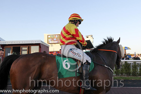 01st Waterville Rock ( 6 , yellow and red chevrons ) and K. Walsh - Trainer : J.A. Nash - Owner : Michael O'Flynn/John F. O'Flynn