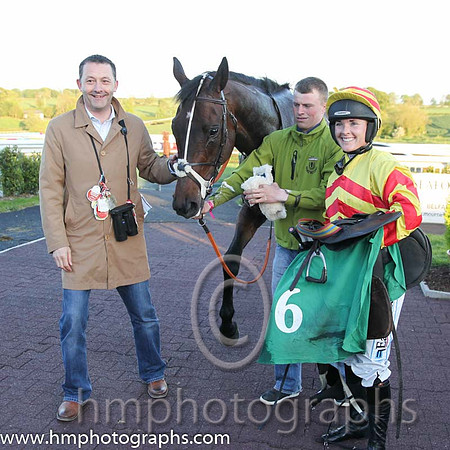 01st Waterville Rock ( 6 , yellow and red chevrons ) and K. Walsh - Trainer : J.A. Nash - Owner : Michael O'Flynn/John F. O'Flynn