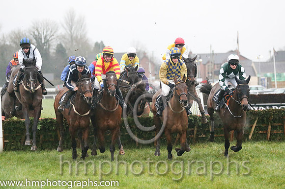 07 Whipper's Boy and Stephen Gray - - 07th (6 ,yellow , red chevron ) Trainer - David W Cullen