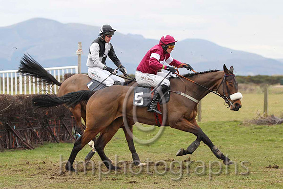 06 Ram & J J Codd - Fell (5, maroon, white star )06 - FT8E0741-25