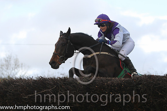 05 Highly Unlikely and Ms A O'Sullivan - - 05th (5 ,purple, white diabolo ) Trainer - Liam Lennon
