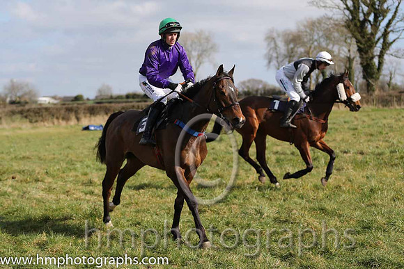 05th F Fire And Smoke ( 3 )  B O'Neill - Trainer: Colin Bowe - purple