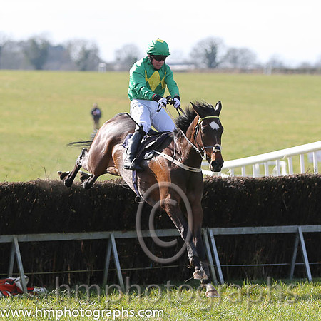 01st Thebarrowman ( 14 )  J McKeown - Trainer: Adrian P Keatley - emerald green, yellow triple diamond