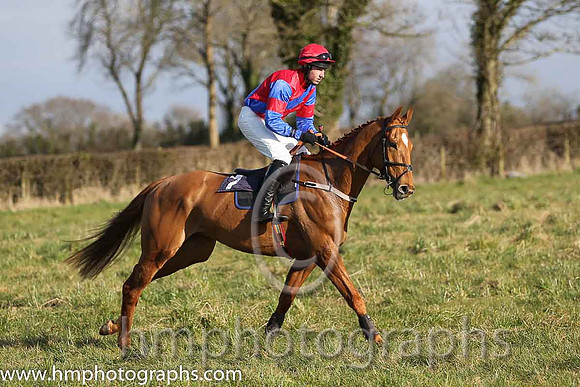 03rd Charlie Mon ( 7 )  M J Lynch - Trainer: George Stewart - red, royal blue sash