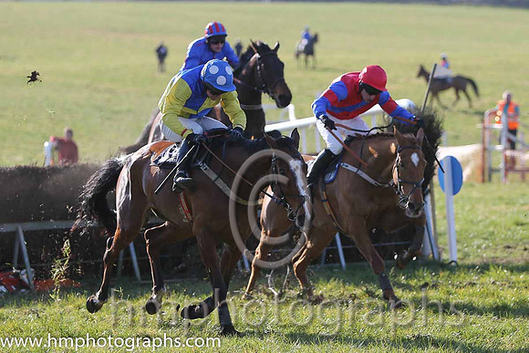 03rd Charlie Mon ( 7 )  M J Lynch - Trainer: George Stewart - red, royal blue sash