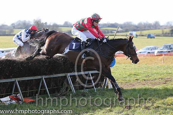 03rd Folduf ( 1 )  M F Rice - Trainer: Nessa Toher - red and green chevrons