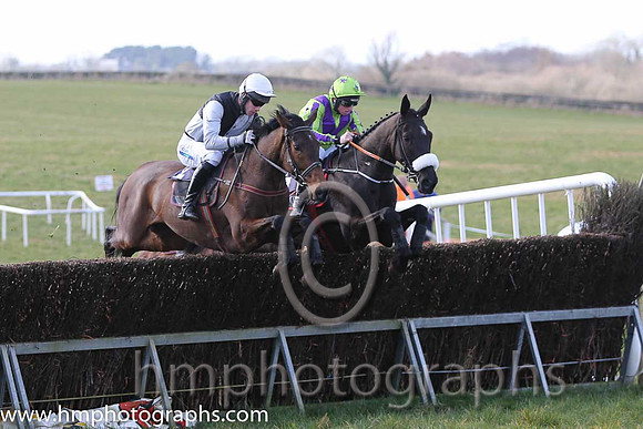 3rd Ballycross ( 2 )  Derek O'Connor - Trainer: Colin S McKeever - black and white qtrd