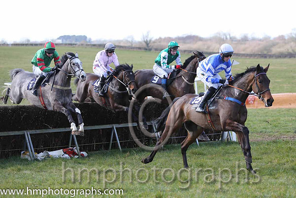 02nd Semper Fortis ( 15 )  B O'Neill - Trainer: Colin Bowe - blue, white chevrons