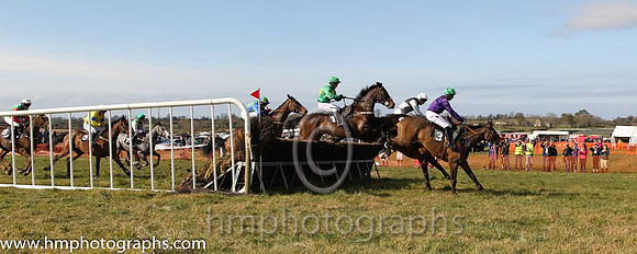 05th F Fire And Smoke ( 3 )  B O'Neill - Trainer: Colin Bowe - purple