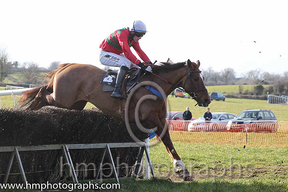 02nd Maple Mons ( 4 )  B O'Neill - Trainer: D M Christie - red and green chevrons