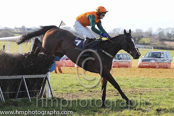04th Mourne Paddy ( 7 )  J Cresswell - Trainer: J J Lambe - orange, dark green star