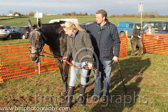 01st Fagan ( 5 )  Derek O'Connor - Trainer: I R Ferguson - navy  white diamonds