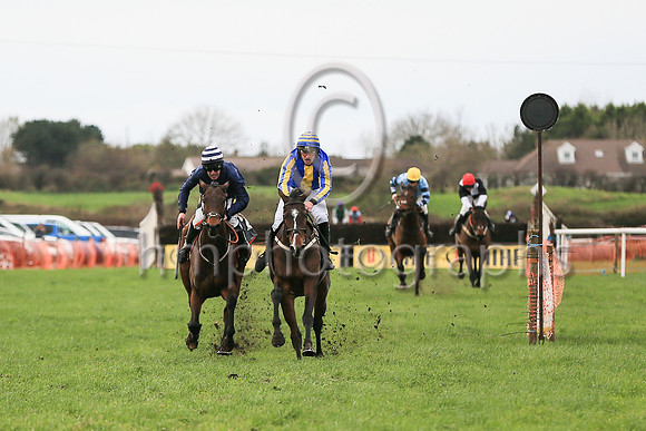 01st ROUND THE SQUARE and B G Crawford ( 10 , ROYAL BLUE,yellow stripe; royal blue &amp; yellow striped sleeves; royal blue &amp; yellow hooped cap ) Trainer: S.R.B. Crawford,, Owner : Crawford, Clair