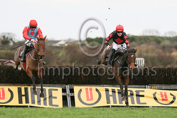 01st INTERSKY SUNSET and D McGill ( 6 , BLACK,red diamond; black sleeves,red stars; red cap,black star ) Trainer: Karen McNeilly,, Owner : Karen McNeilly - AA1V0427