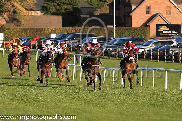 01st Sub Lieutenant and D J Mullins ( 4 , maroon, white star, white cap ) Trainer - H de Bromhead , Owner - Gigginstown House Stud