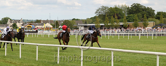 01st Botany Bay ( 9 , scarlet, white sleeves ) and N.G. McCullagh - Trainer : Charles O'Brien - Owner : Mrs Jacqueline O'Brien/Mrs.John Magnier/Michael Tabor