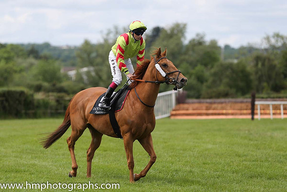 04th Majestic Timeline ( 5 , light green ,red epaulettes ) and C.D. Hayes - Trainer : Adrian Brendan Joyce - Owner : M. Kerrigan