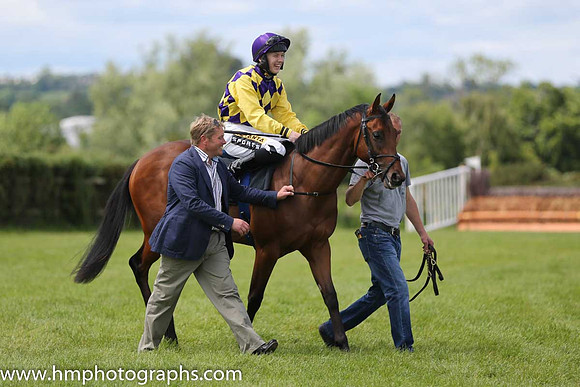 02nd Reckless Endeavour ( 2 , purple and yellow diamonds ) and C.T. Keane - Trainer : G.M.Lyons - Owner : Vincent Gaul