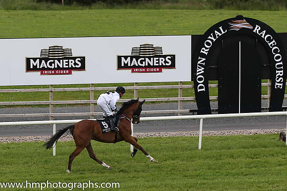 08th Ko Samet ( 5 , white , black cross ) and D.M. Grant - Trainer : Patrick J.Flynn - Owner : Alexander Stafford