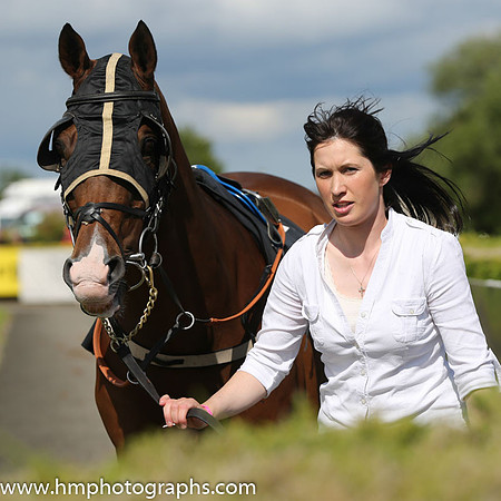04th Deputy Consort (USA) ( 2 , yellow, red cross sashes ) and R.P. Cleary - Trainer : R. K. Watson - Owner : T.B. Ferris