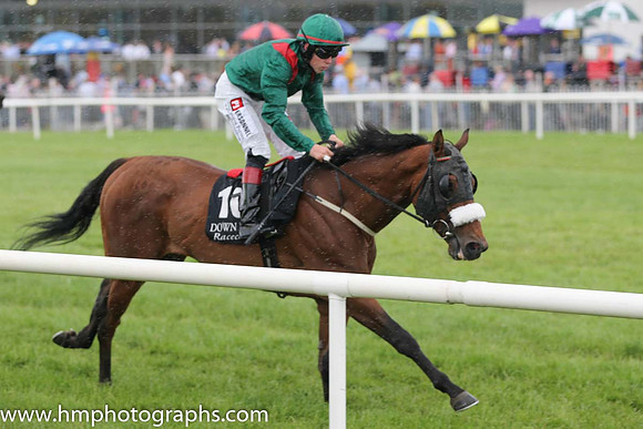 09th Zarand (USA) ( 10 , green, red epaulettes ) and L.F. Roche - Trainer : D. K. Weld - Owner : H.H.Aga Khan