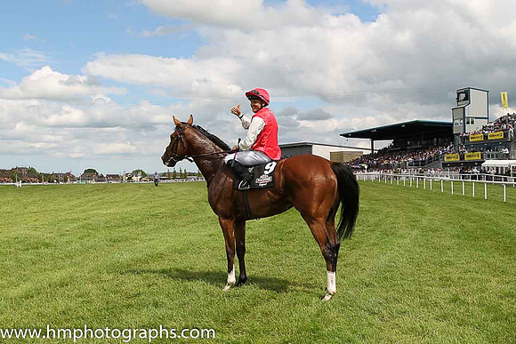 01st Botany Bay ( 9 , scarlet, white sleeves ) and N.G. McCullagh - Trainer : Charles O'Brien - Owner : Mrs Jacqueline O'Brien/Mrs.John Magnier/Michael Tabor