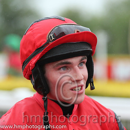 1st Queen Alphabet ( 1 , red, black diamond ) and J.J. Burke - Trainer : Peter Fahey - Owner : Mrs Carmel Ennis