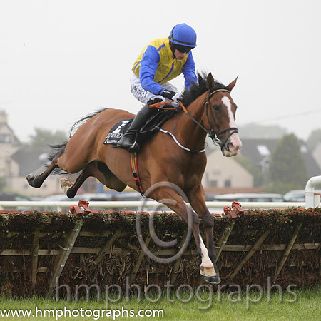 02nd Myles Ahead ( 2 , yellow, royal blue seams ) and B.J. Cooper - Trainer : Anthony Mulholland - Owner : Henry McCourt