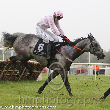 07th Kelso Star ( 6 , pink and white diamonds ) and G.N. Fox (3) - Trainer : John C. McConnell - Owner : Rockview Racing Club