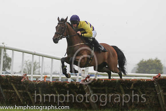 05th Run With The Wind ( 5 , yellow and purple hoops ) and A.E. Lynch - Trainer : S.R.B. Crawford - Owner : John B. O'Hagan
