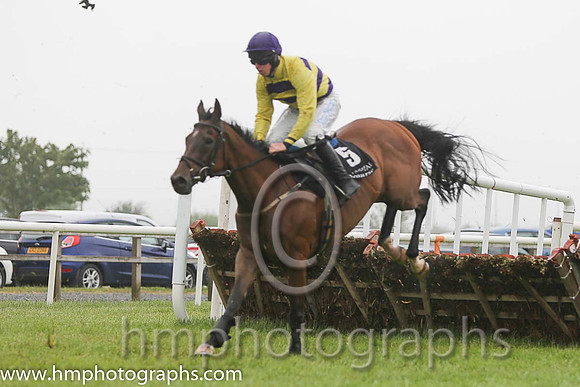 05th Run With The Wind ( 5 , yellow and purple hoops ) and A.E. Lynch - Trainer : S.R.B. Crawford - Owner : John B. O'Hagan