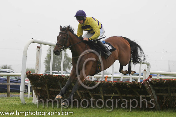 05th Run With The Wind ( 5 , yellow and purple hoops ) and A.E. Lynch - Trainer : S.R.B. Crawford - Owner : John B. O'Hagan