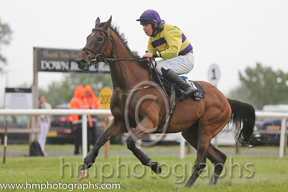 05th Run With The Wind ( 5 , yellow and purple hoops ) and A.E. Lynch - Trainer : S.R.B. Crawford - Owner : John B. O'Hagan
