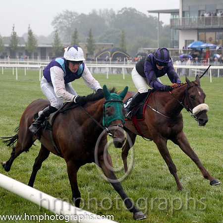 03rd Walkers Point ( 4 , purple, light blue epaulettes ) and P.A. King (7) - Trainer : David M.O'Brien - Owner : Aidan Fogarty