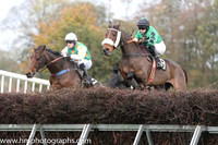 04 Vicsaflia and Miss R Blackmore - - 04th (8 ,emerald green, black hollow box ) Trainer - Dermot McLoughlin