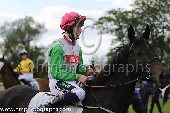1st No 1 Scarlet Sash (4) - Jockey: Edward Greatrex (3) - Trainer: H Candy - Colours: grey