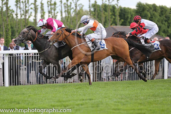 1st No 9 Kumanavsumfun (11) - Jockey: T P Queally - Trainer: P D Evans - Colours: white, orange hoop