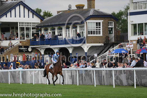 4th No 1 Chilworth Icon (1) - Jockey: Patrick Pilley (7) - Trainer: M R Channon - Colours: blue, light blue chevron