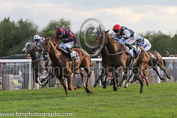 1st No 2 Souville (9) - Jockey: G Baker - Trainer: C F Wall - Colours: blue, white stars
