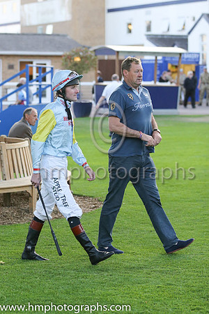 1st No 9 Taraz (6) - Jockey: T P Queally - Trainer: R Varian - Colours: light blue, yellow shouders