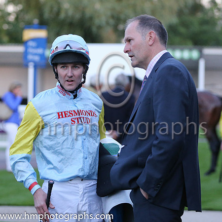 1st No 9 Taraz (6) - Jockey: T P Queally - Trainer: R Varian - Colours: light blue, yellow shouders