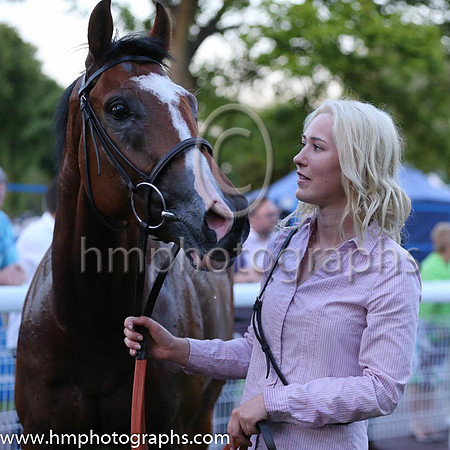 1st No 9 Taraz (6) - Jockey: T P Queally - Trainer: R Varian - Colours: light blue, yellow shouders