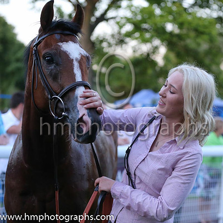 1st No 9 Taraz (6) - Jockey: T P Queally - Trainer: R Varian - Colours: light blue, yellow shouders