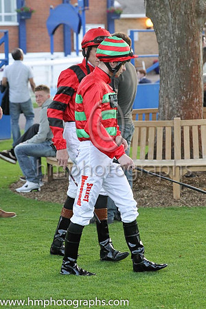 11th No 15 Onorina (IRE) (15) - Jockey: D Sweeney - Trainer: J R Boyle - Colours: red and green hoops