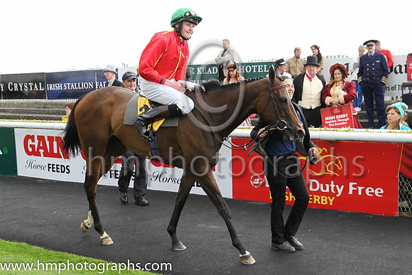 1st - 3 Colour Blue - Trainer: W McCreery - Jockey: CR King - Owner: Garrett J Freyne - Colors: red, yellow seams