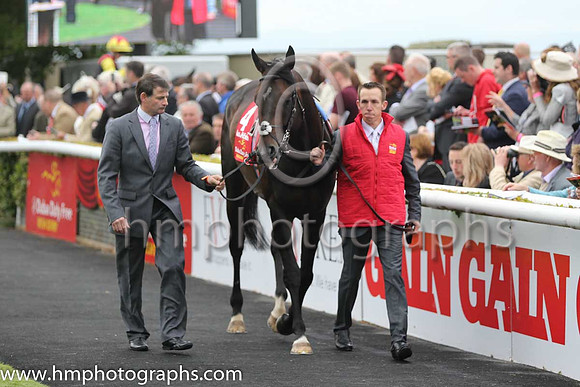 1st - 4 Jack Hobbs (GB) - Trainer: John Gosden (in GB) - Jockey: W Buick - Owner: Godolphin  Partners - Colors: royal blue
