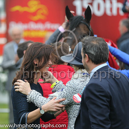 1st - 4 Jack Hobbs (GB) - Trainer: John Gosden (in GB) - Jockey: W Buick - Owner: Godolphin  Partners - Colors: royal blue