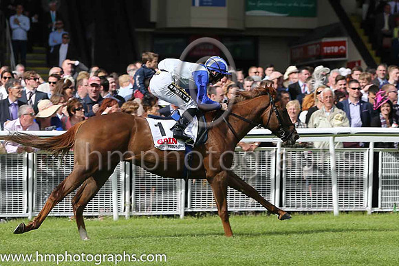 4th - 1 Argentero (GB) - Trainer: GMLyons - Jockey: CT Keane - Owner: Sean Jones - Colors: white, large royal blue spots