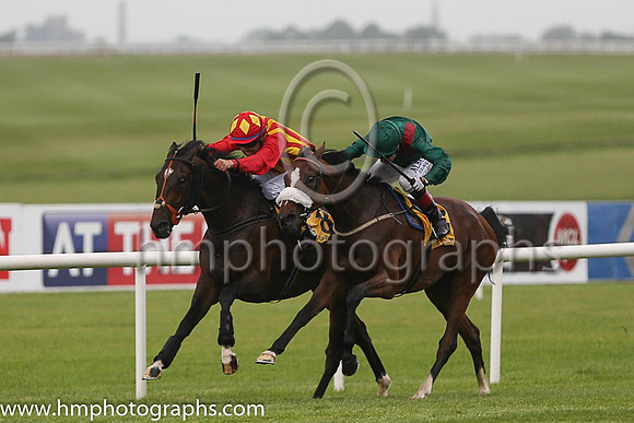 1st - 2 Silwana - Trainer: D K Weld - Jockey: PJ Smullen - Owner: HHAga Khan - Colors: green, red epaulettes